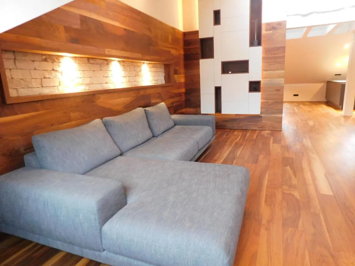 Wolfova Apartment Ljubljana